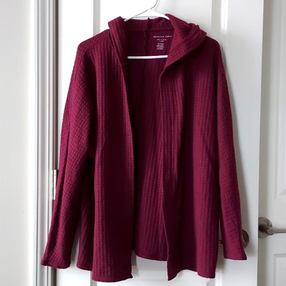 American Eagle hooded long sleeve red cartigan xs tp